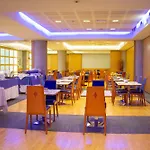 Pacific Hotel Fortino